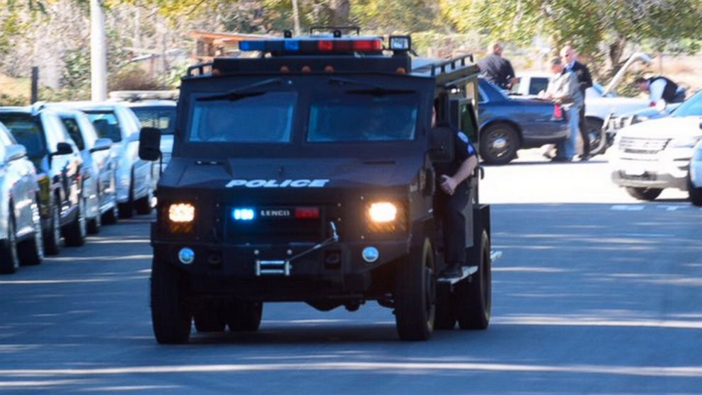 PHOTO: A swat team arrives at the scene of a shooting in San Bernardino, Calif.,  Dec. 2, 2015. 