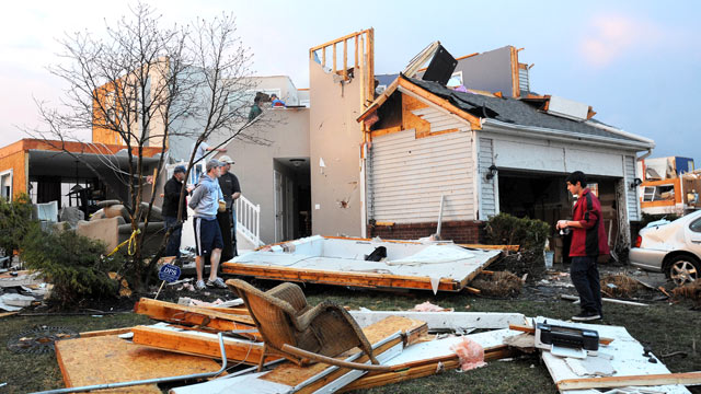 Tornadoes Rip Through Michigan, Destroy or Damage Over 100 Homes - ABC News