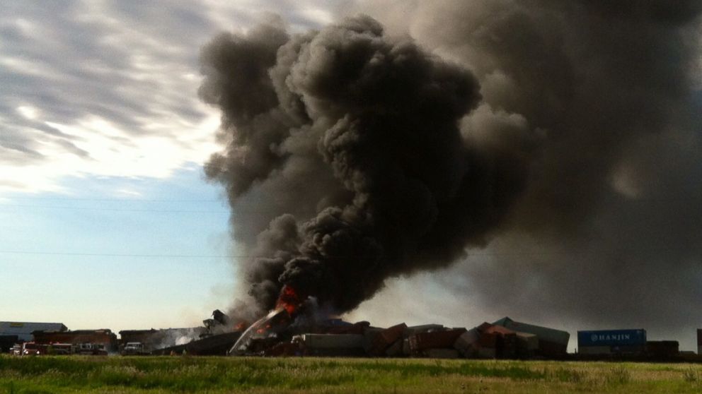 3 Crew Members Missing After Texas Freight Train Crash, Authorities Say -  ABC News