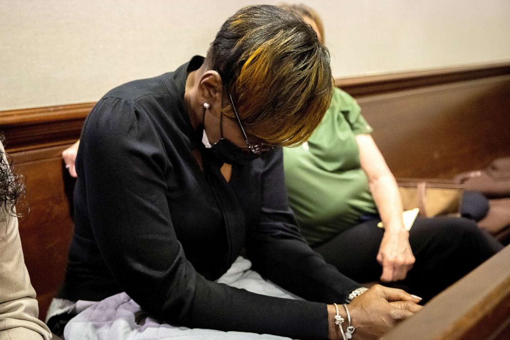 PHOTO: Ahmaud Arbery's mother Wanda Cooper-Jones reacts to autopsy photos entered into evidence in Arbery's murder trial, in Brunswick, Georgia, Nov. 16, 2021.