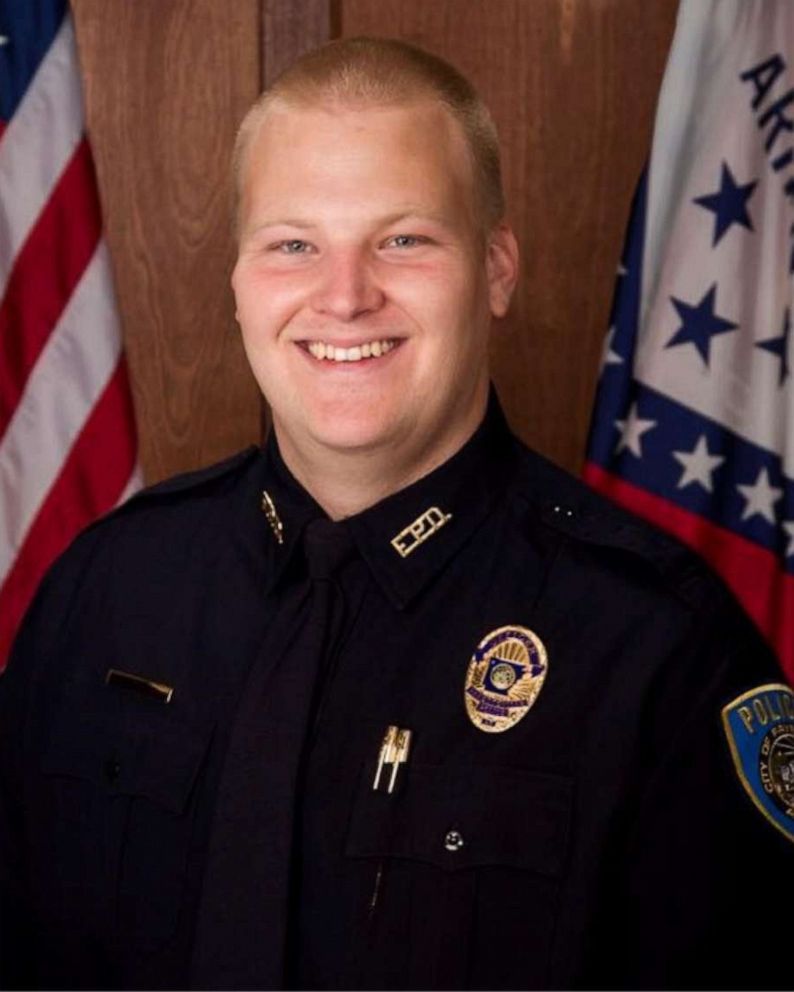 PHOTO: Fayetteville Police Officer Stephen Carr.