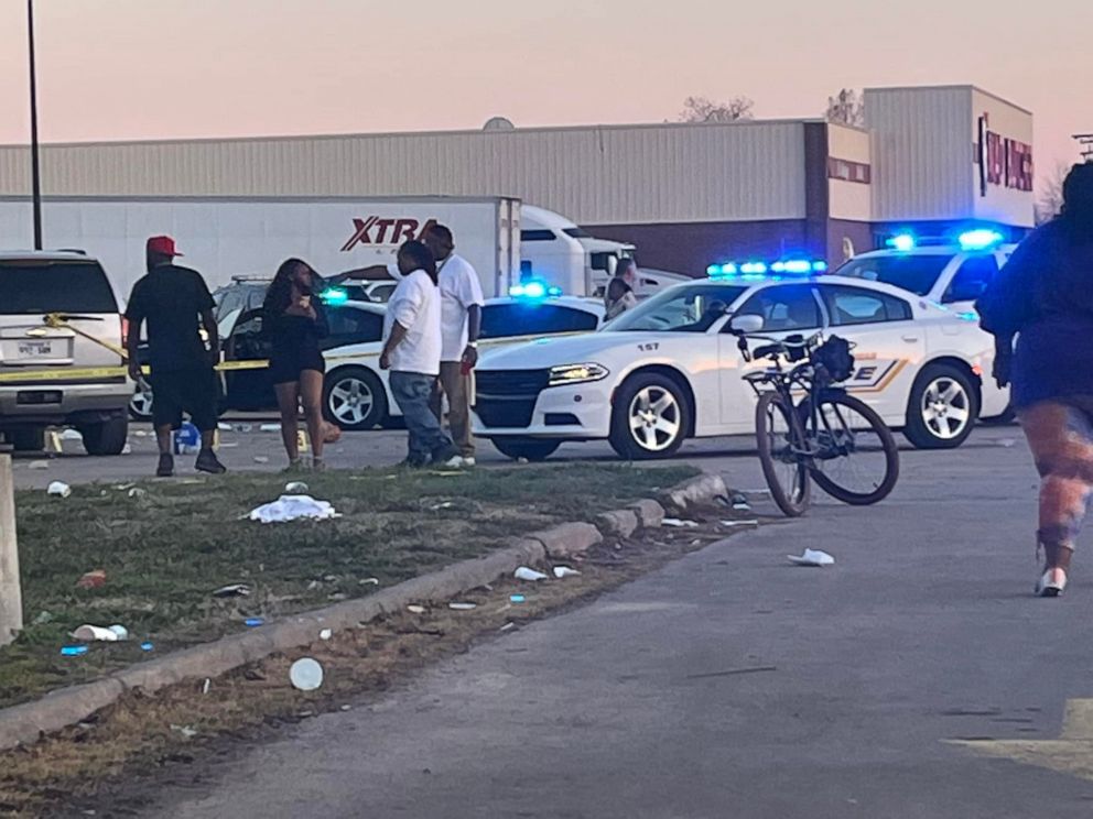 PHOTO: At least 20 people were shot at a car show in Dumas, Ark., on Saturday, March 19, 2022.