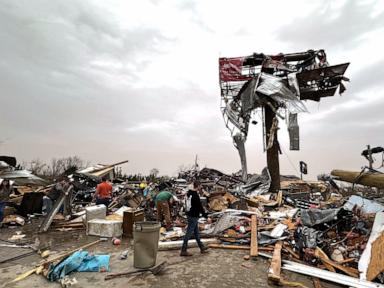 Tornado outbreak live updates: 40 tornadoes, 31 dead in cross-country storm system