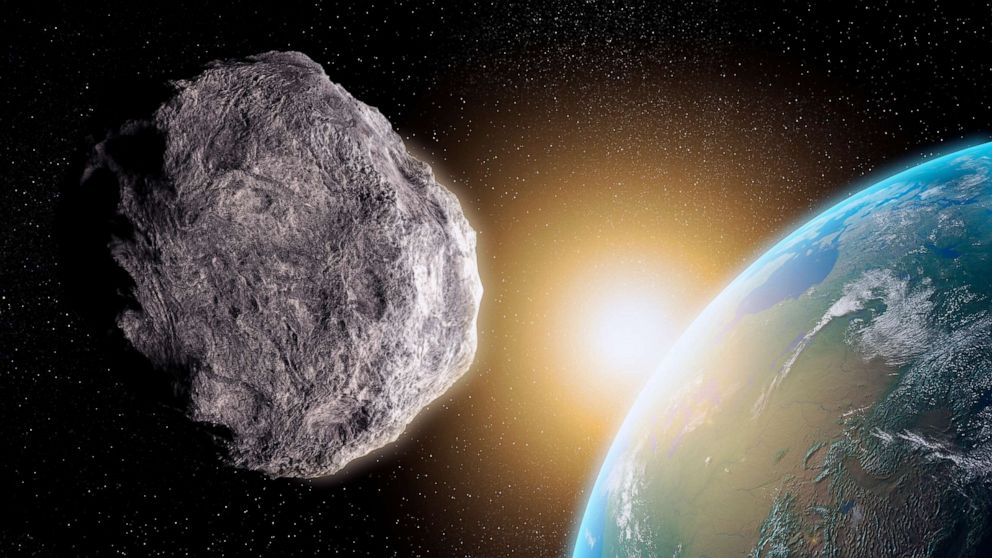 Massive asteroids will whiz past Earth in coming weeks including 1 nearly size of Empire State Building – ABC News