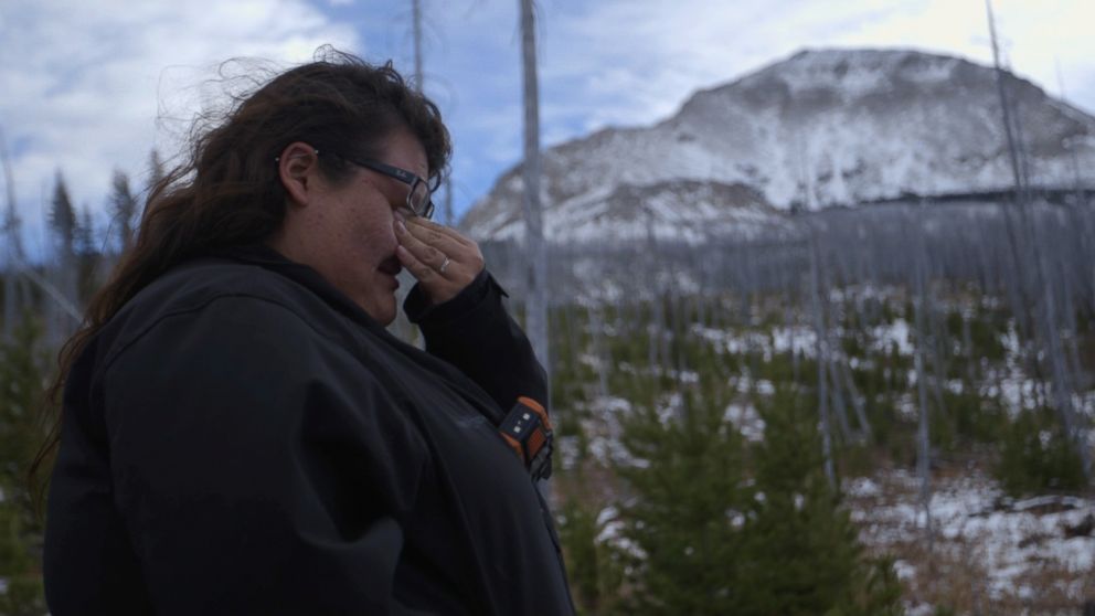 PHOTO: Kimberly Loring breaks down after her volunteer search party fails to find any trace of her sister Ashley Loring Heavy Runner, who has been missing since June 2017.