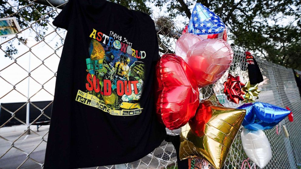 Astroworld tragedy leaves 9-year-old with major organ damage, brain swelling: Family