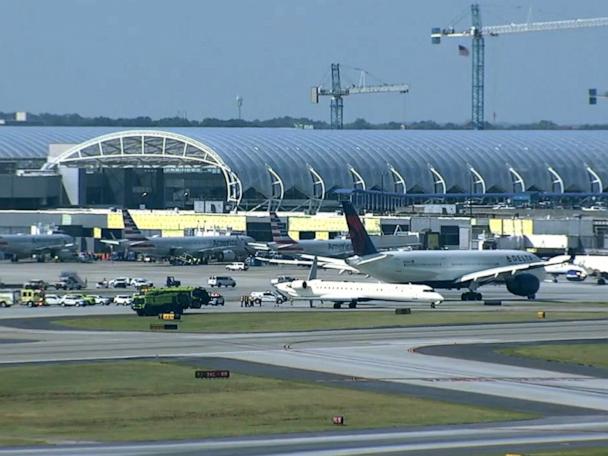 Delta flight clips another plane on taxiway, knocks off smaller plane's tail