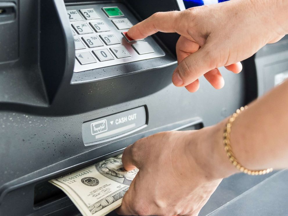 Secret Service Warns Banks Of Coming Wave Of Atm Jackpotting Attacks Abc News