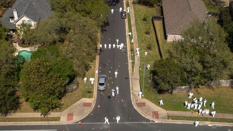 PHOTO: Investigators work at the scene of a bomb explosion on Dawn Song Drive in Austin, Texas, March 19, 2018.