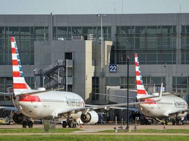 American Airlines employee dies after tarmac incident at Austin airport