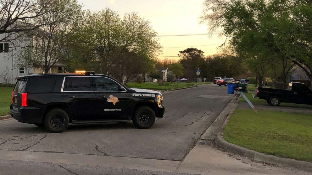 PHOTO: A Texas Department of Public Safety vehicle blocks a street into the neighborhood where the Austin bomb suspect may lived in Pfluggerville, Texas, March 21, 2018.