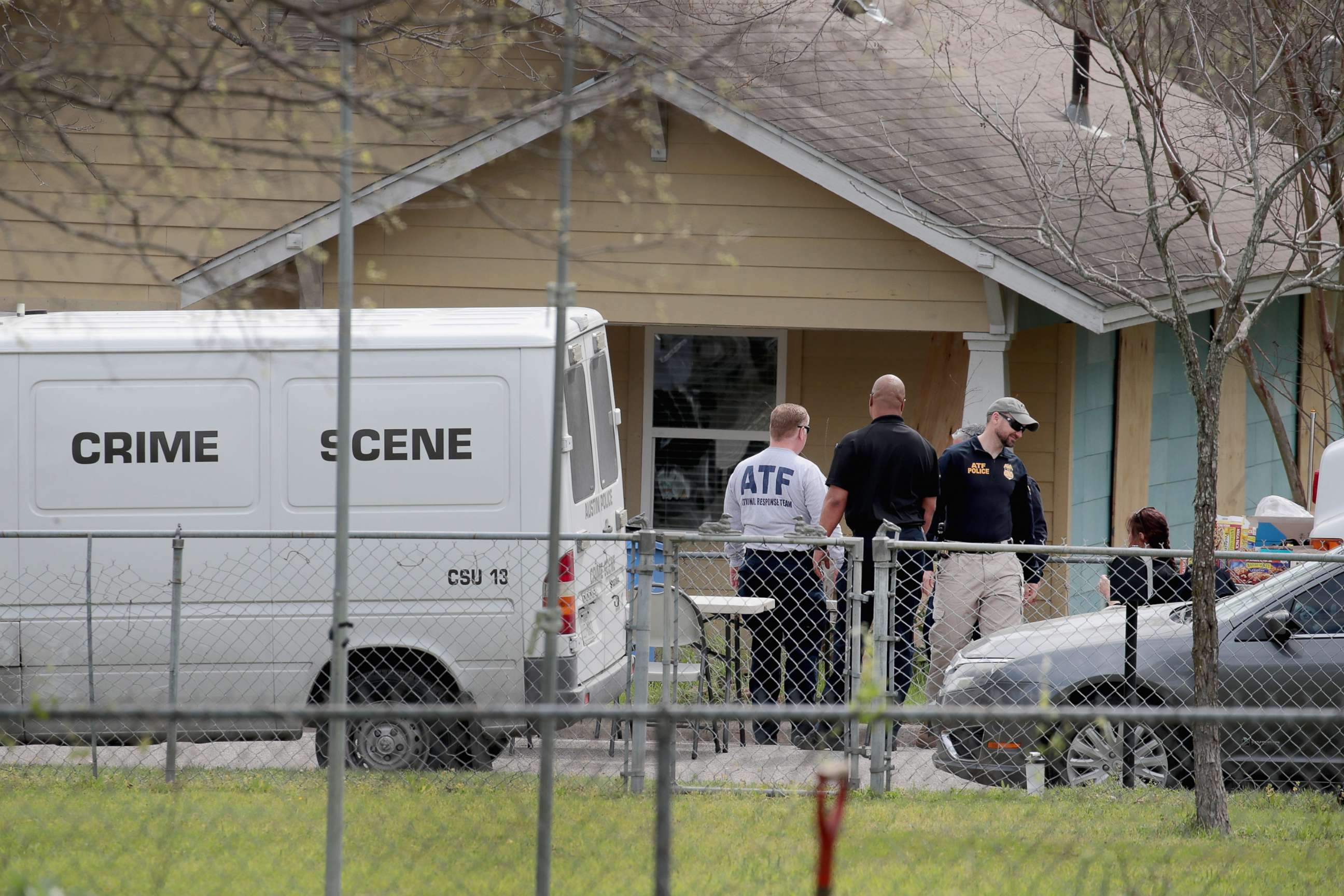 PHOTO: Law enforcement officials continue their investigation at the home of Mark Anthony Conditt, March 22, 2018, in Pflugerville, Texas.
