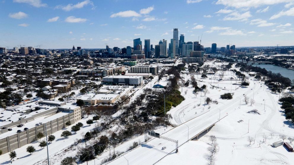 PHOTO: Austin, Texas is covered in snow on Feb. 15, 2021. 