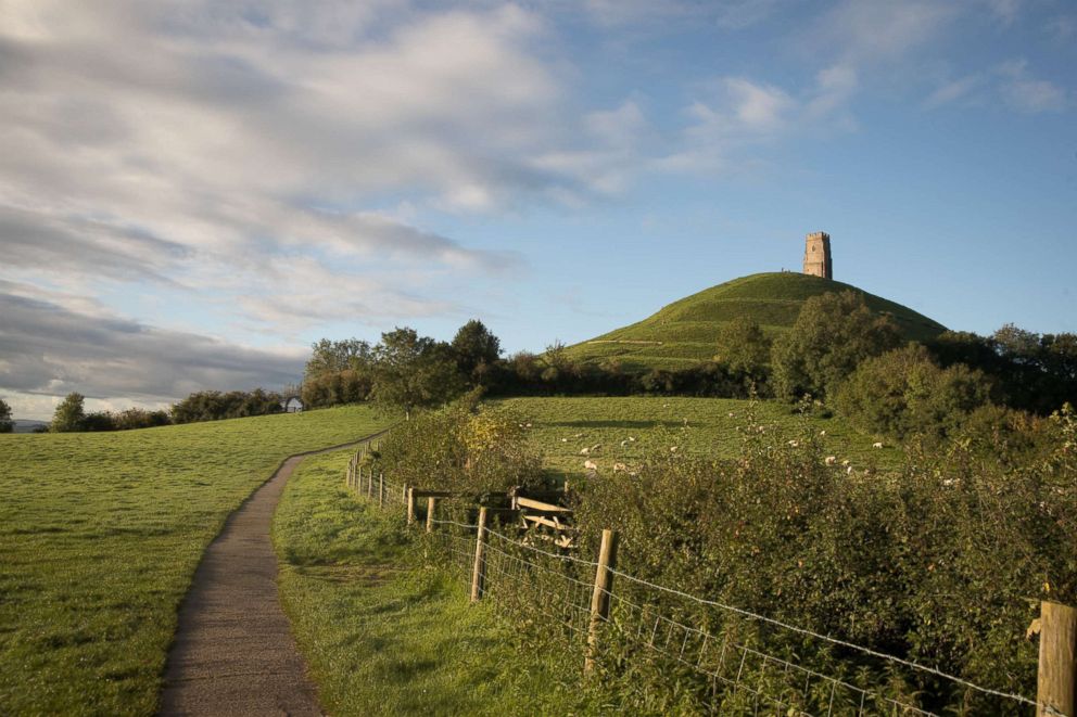 PHOTO: The autumn sun shines onto Glastonbury Tor near Glastonbury, Sept. 22, 2017, in Somerset, England on the Autumn Equinox.