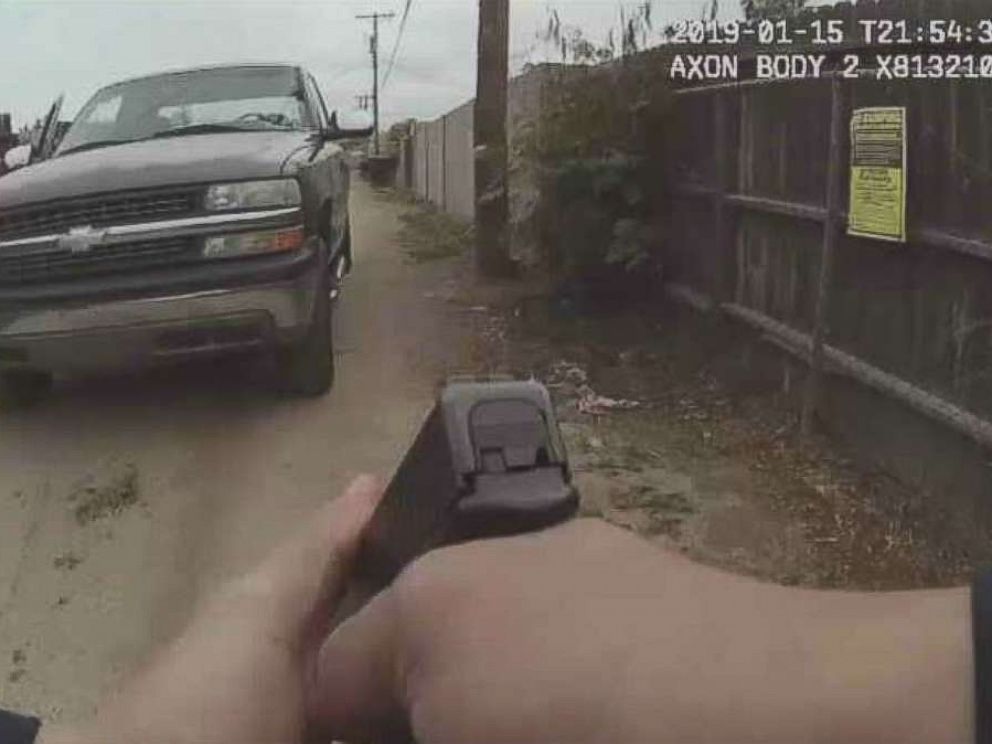 Tempe Police Release Body Cam Of Cop Fatally Shooting Teen As He Fled From Police Abc News 5591