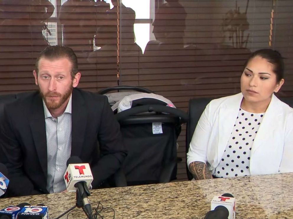 PHOTO: Lawyers for Florida residents Justin Johnson and Rebecca Sanders are suing the Miccosukee tribe and Baptist Hospital after their baby daughter was taken by a tribal hospital after she was born.