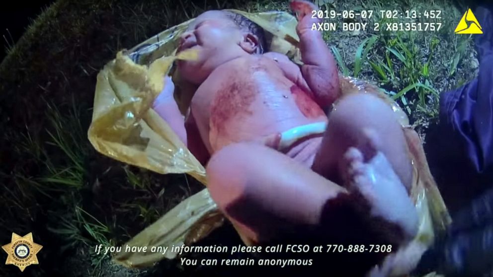 PHOTO: Body camera video captured the moment an abandoned newborn girl was found alive inside a plastic grocery bag in Georgia.