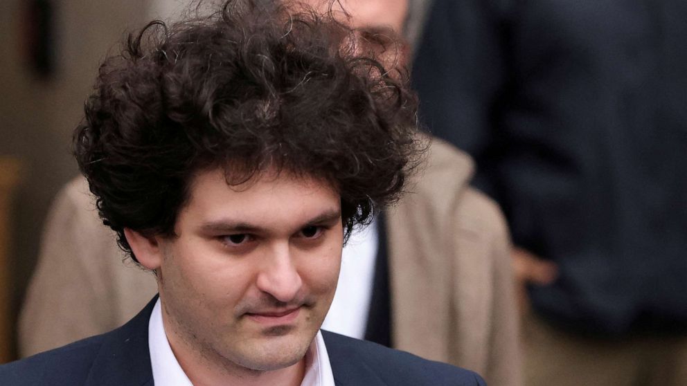 FILE PHOTO: Former FTX Chief Executive Sam Bankman-Fried, who faces fraud charges over the collapse of the bankrupt cryptocurrency exchange, leaves following a hearing at Manhattan federal court in New York City, U.S. January 3, 2023.