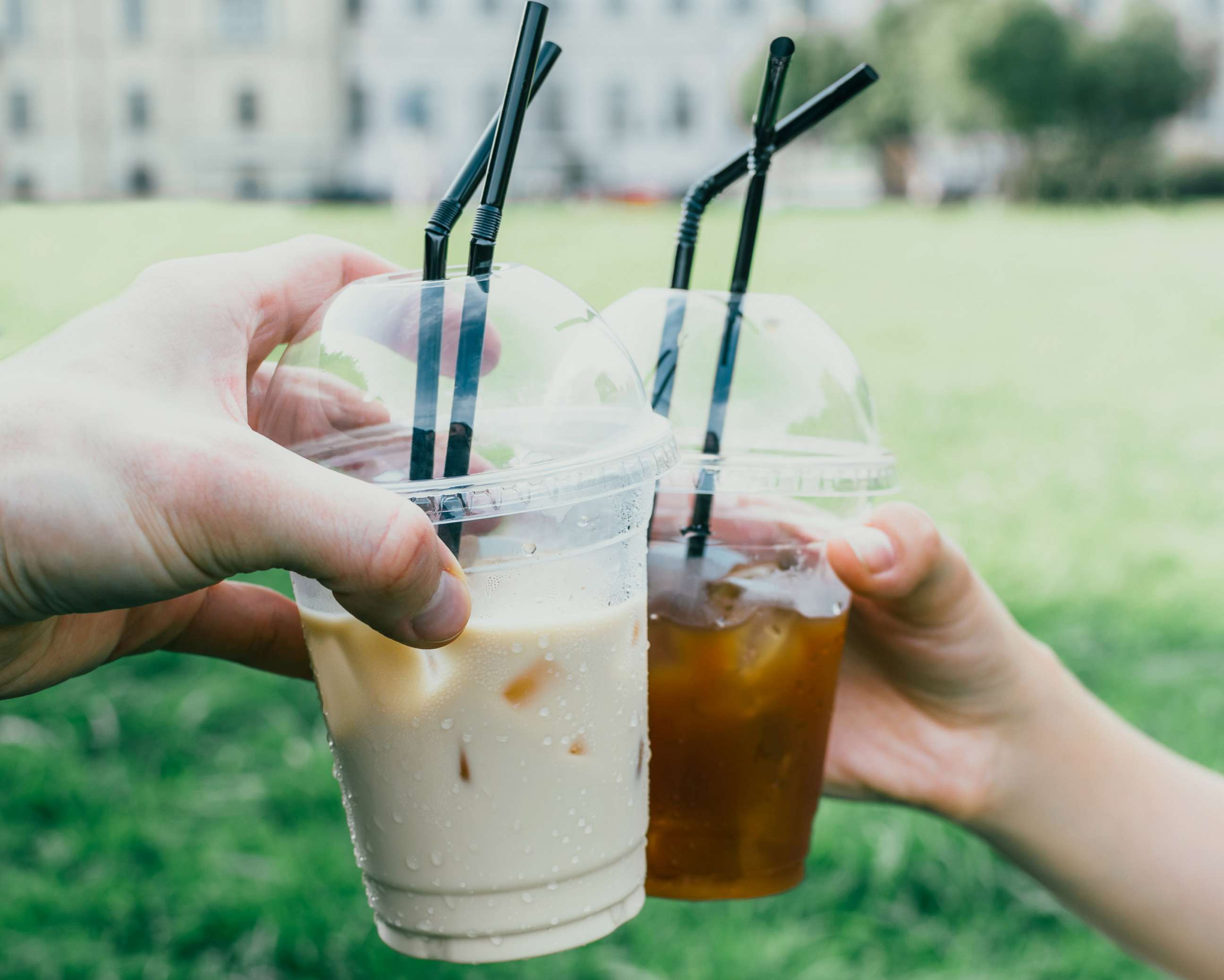 PHOTO: California Assemblyman Ian Calderon has proposed a bill that would make it a crime for sit-down restaurants to offer customers plastic straws.