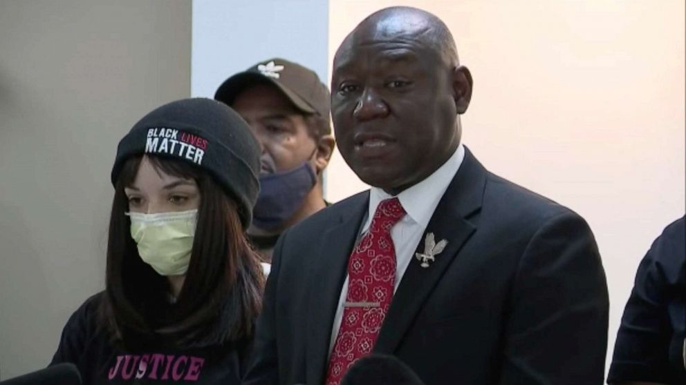 PHOTO: Lawyer Ben Crump speaks about Andre Hill at a press conference in Columbus, OH., Dec. 31, 2020.