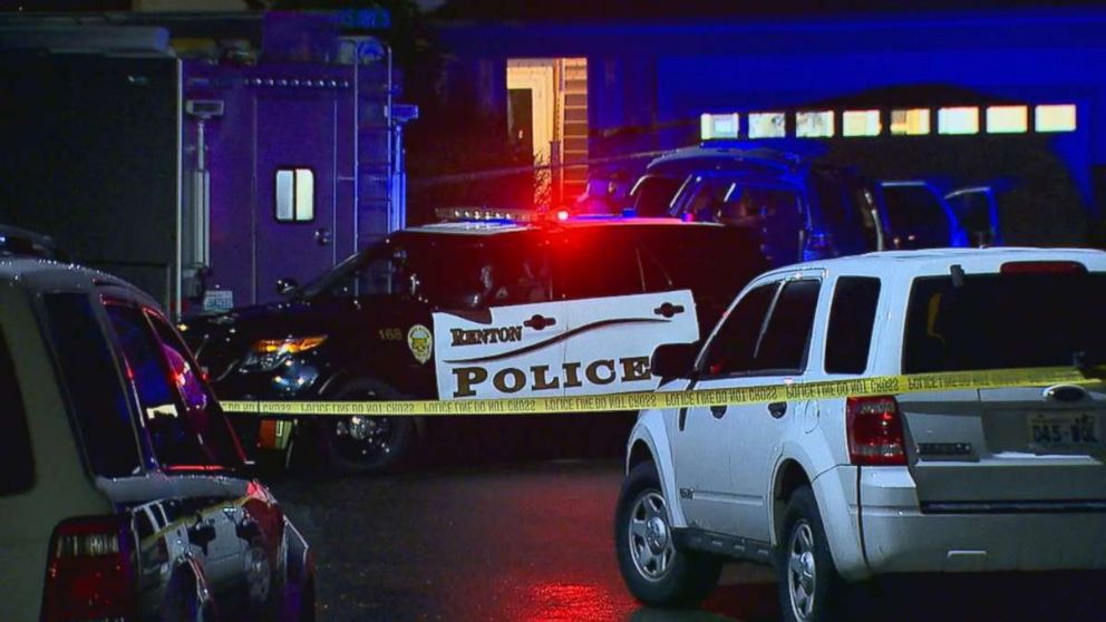 PHOTO: Police investigate a shooting at the home where Svetlana Laurel allegedly shot her 14-year-old daughter in Renton, Wash., on Tuesday, Dec. 18, 2018. 