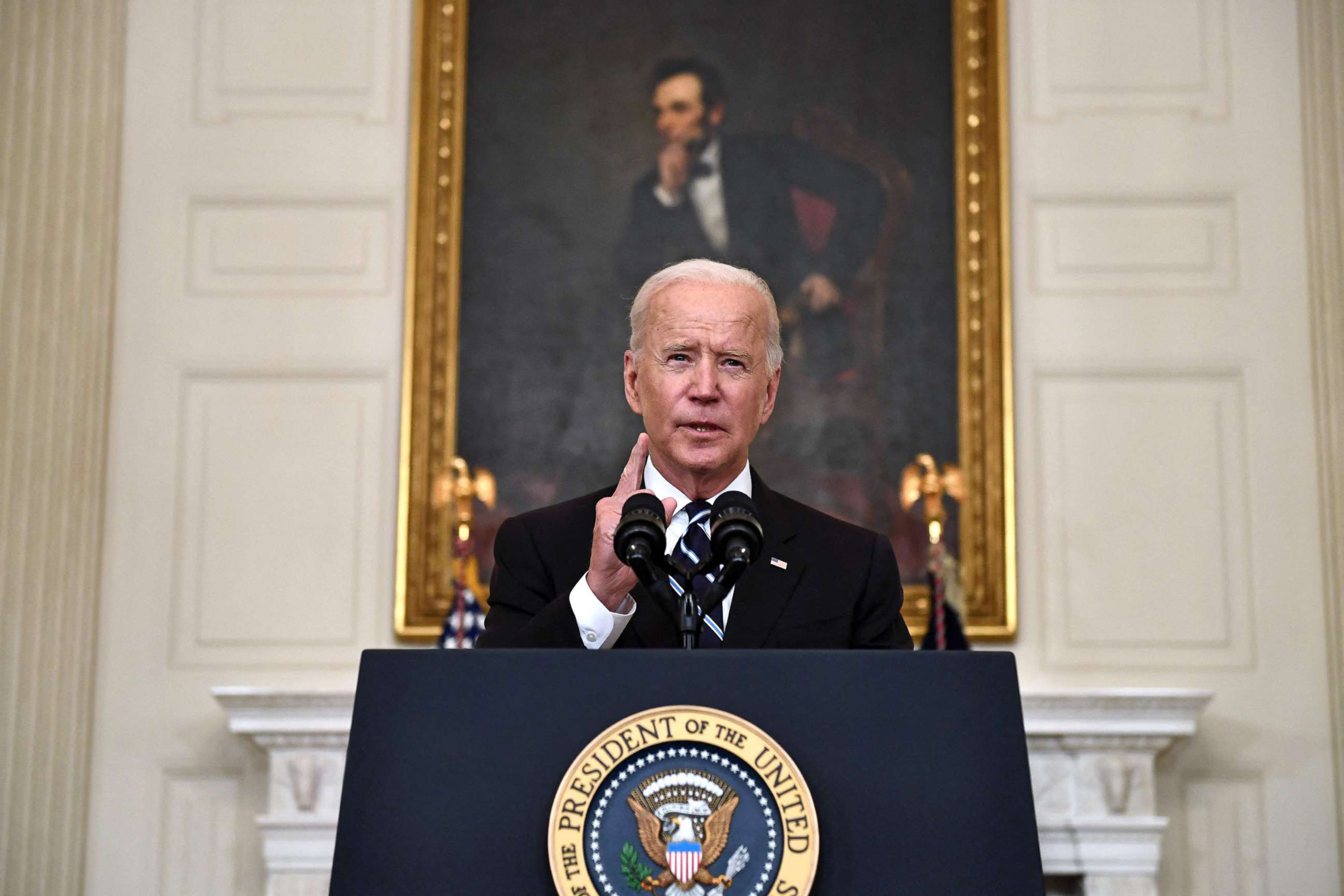 PHOTO: President Joe Biden delivers remarks on plans to stop the spread of the Delta variant and boost COVID-19 vaccinations at the State Dinning Room of the White House, in Washington, D.C., Sept. 9, 2021.