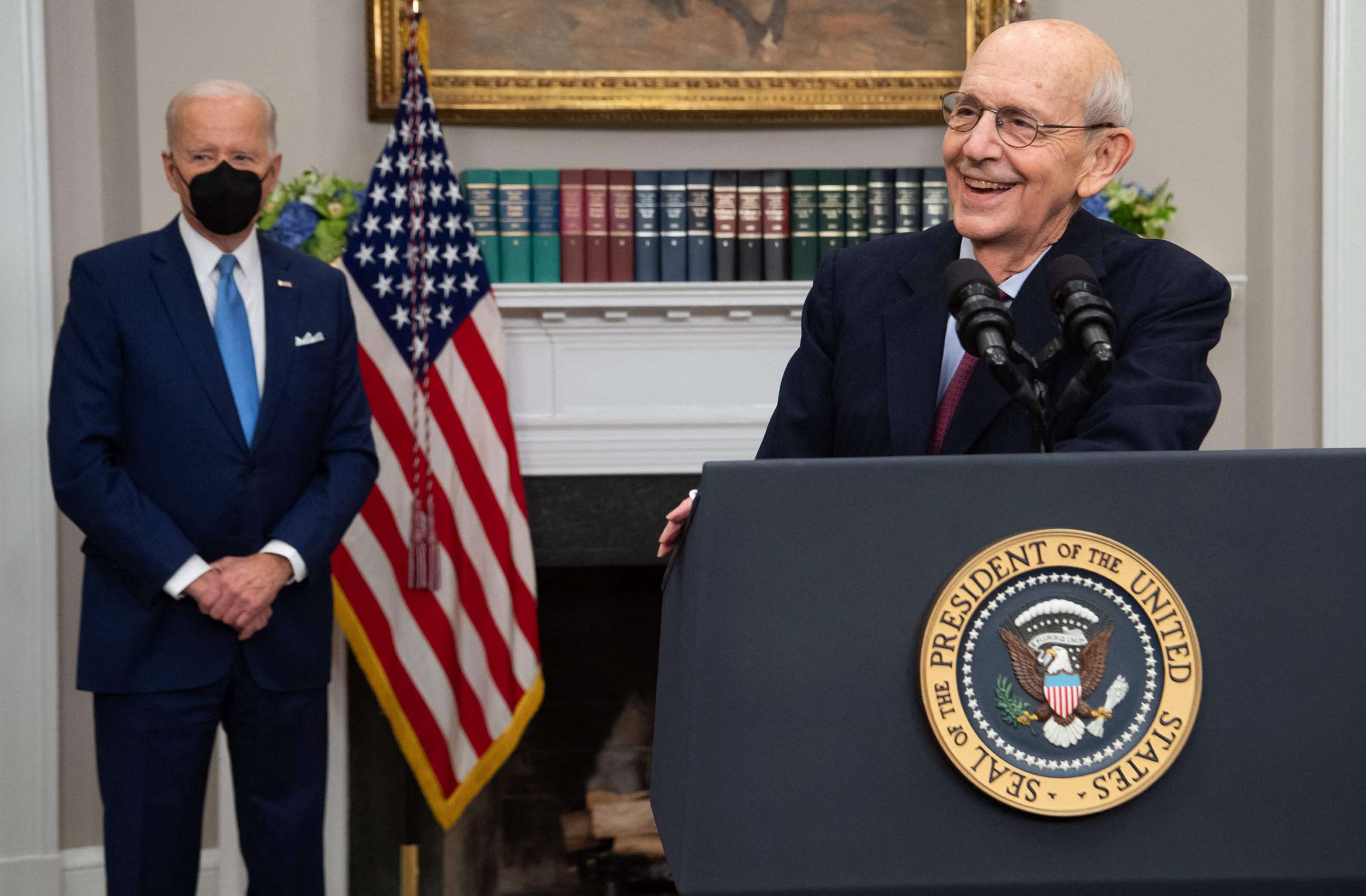 PHOTO: Supreme Court Justice Stephen Breyer announces his retirement alongside President Joe Biden during an event in the Roosevelt Room of the White House, in Washington, D.C., on Jan. 27, 2022.