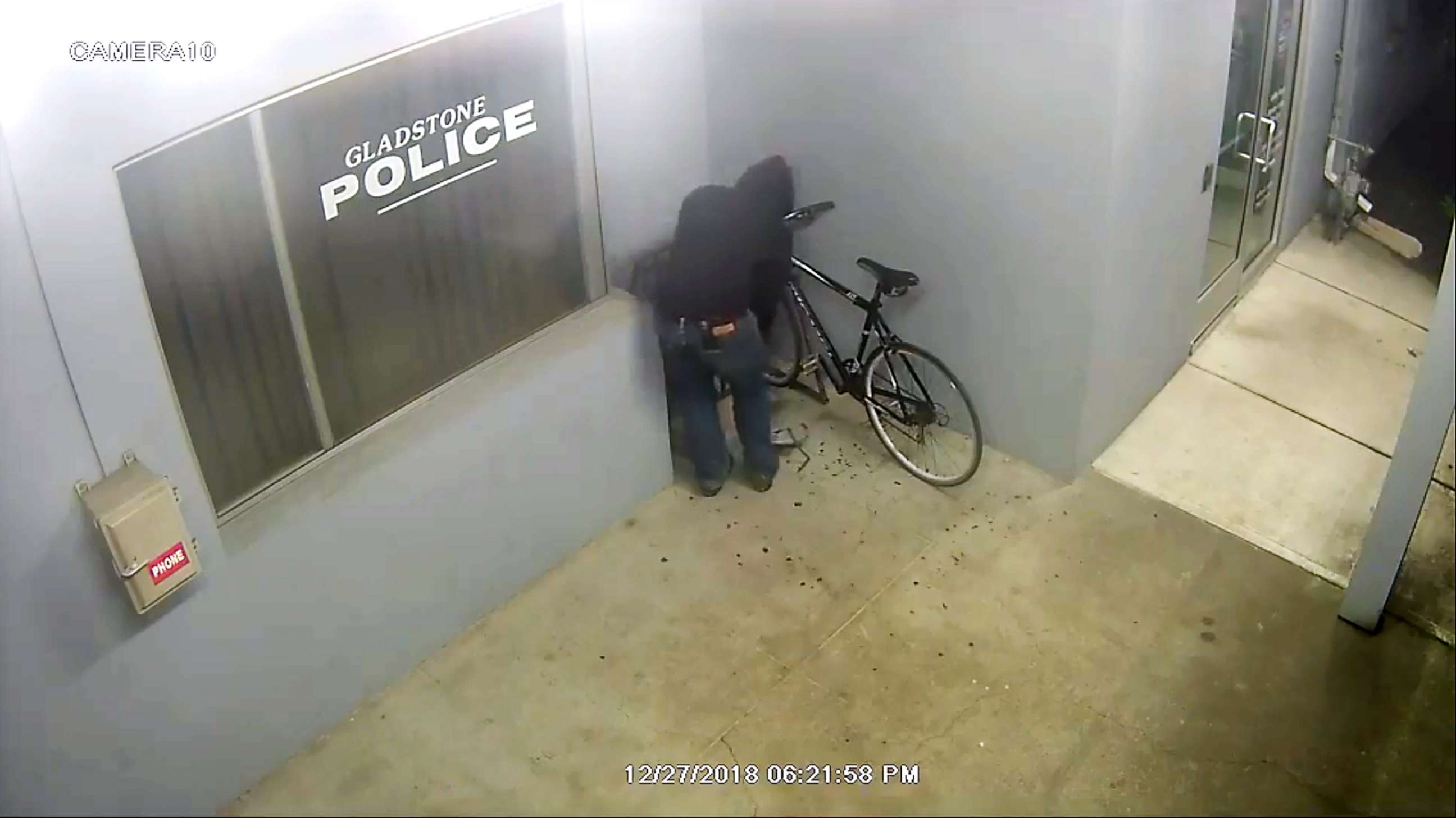 PHOTO: Adam Valle was arrested as he allegedly attempted to steal a bike from outside police station in Oregon.