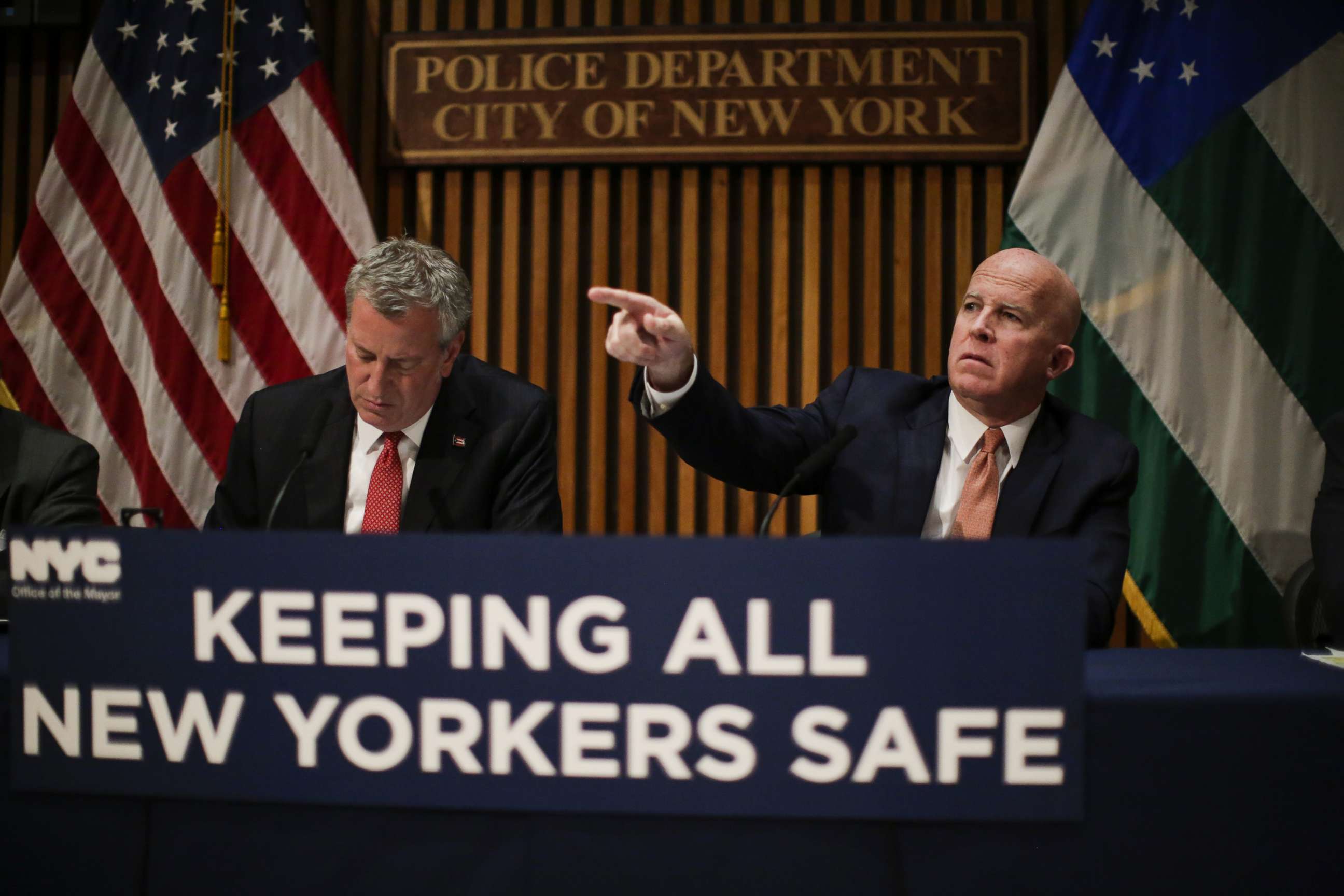 PHOTO: New York City Police Commissioner James O'Neill (R) speaks during a press conference about security issues for the marathon next to NYC Mayor Bill de Blasio, Nov. 3, 2017 in New York City.