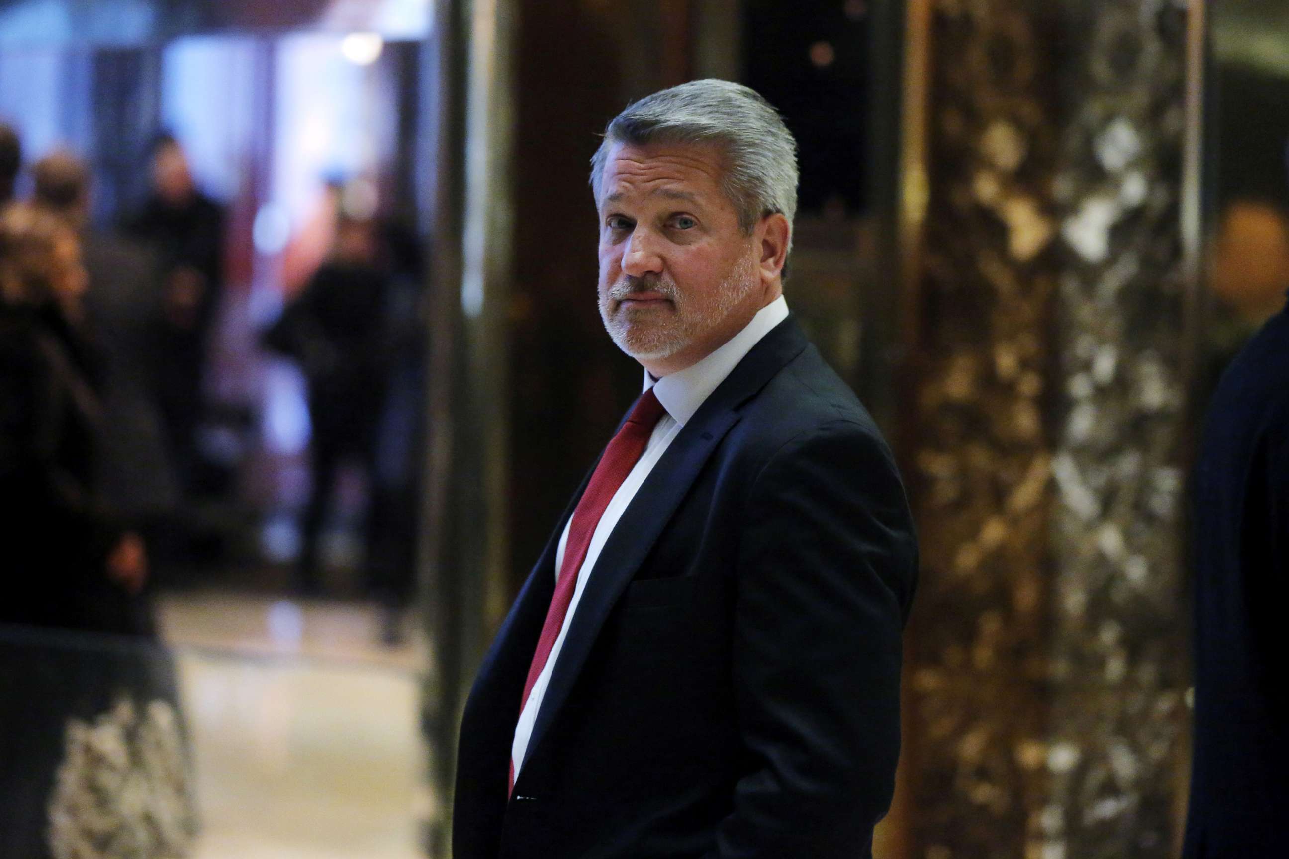 PHOTO: Bill Shine departs after meeting with President-elect Donald Trump at Trump Tower in New York, Nov. 21, 2016.