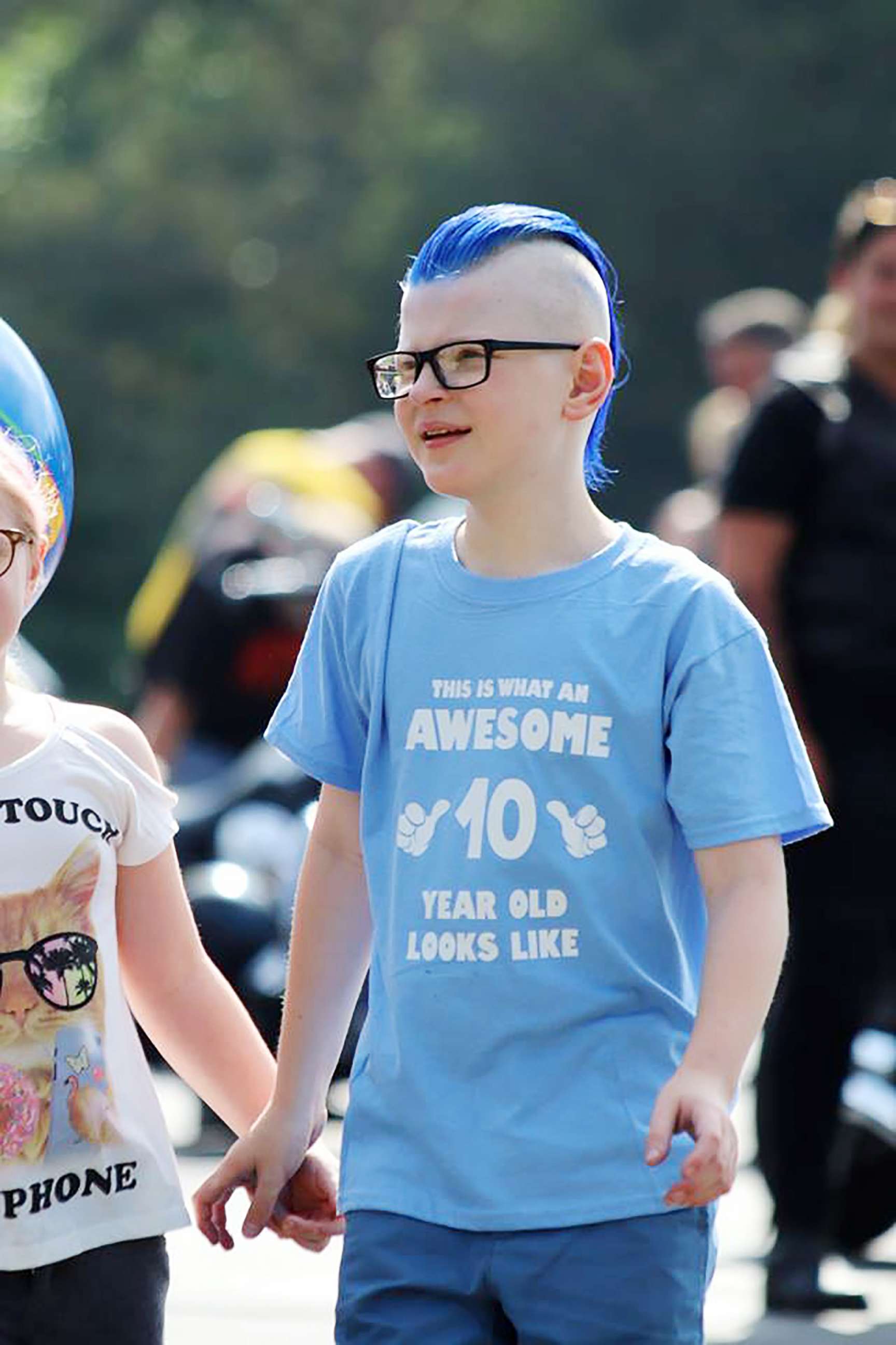 PHOTO: Thomas ,10, celebrates his birthday with his parents and hundreds of strangers on July 15, 2018, in Slinger, Wis.