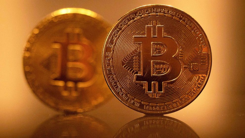 VIDEO: Bitcoin, other cryptocurrencies take nosedive