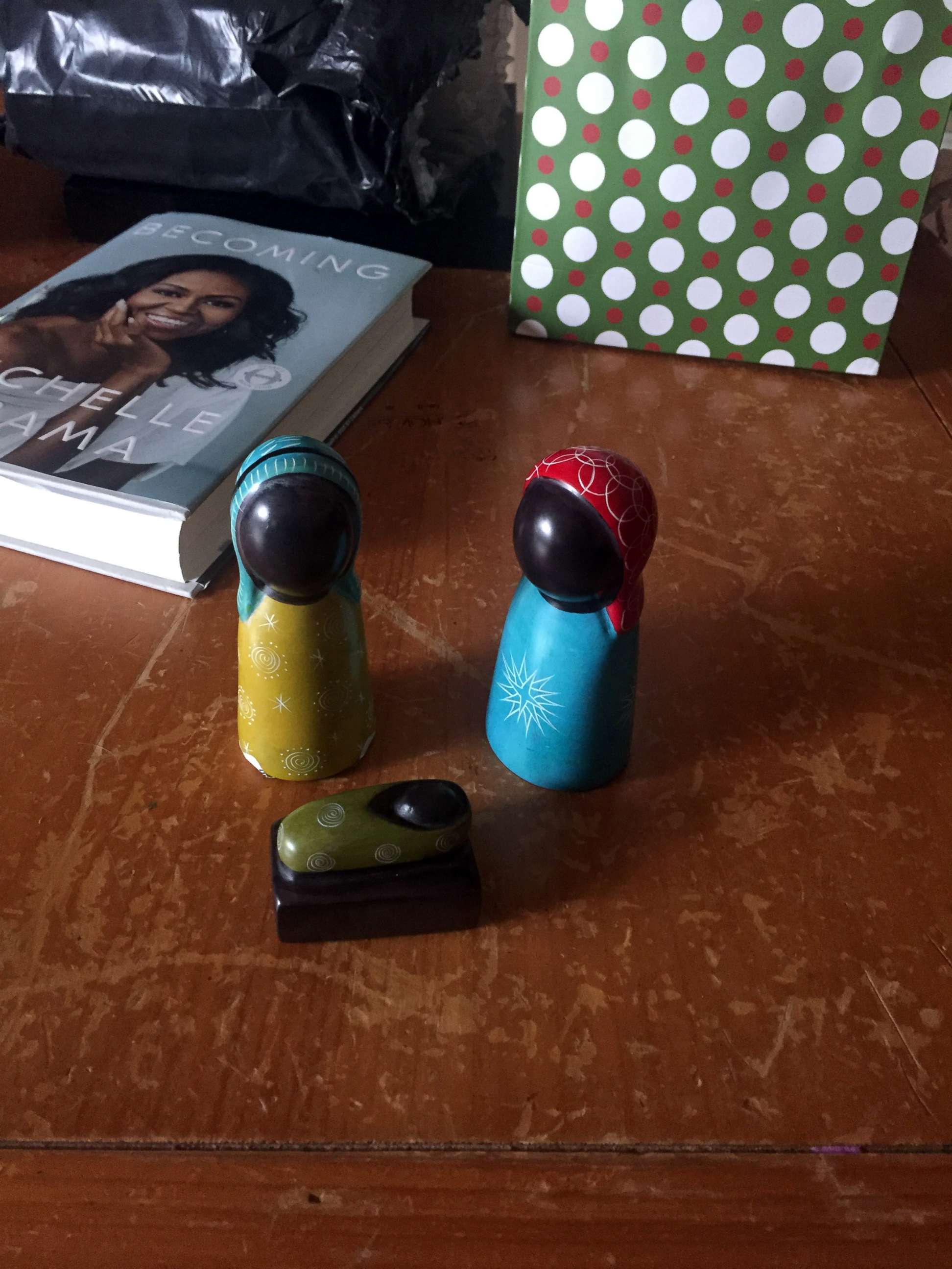 PHOTO: Fritz Richard's neighbor, Claire Lanfond, purchased this Kenyan Nativity set after hearing that Richard's Black Santa inflatable was destroyed.