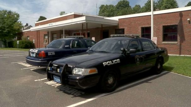 Entire Police Department Resigns At Once, Saying Town 'seemingly Cares ...