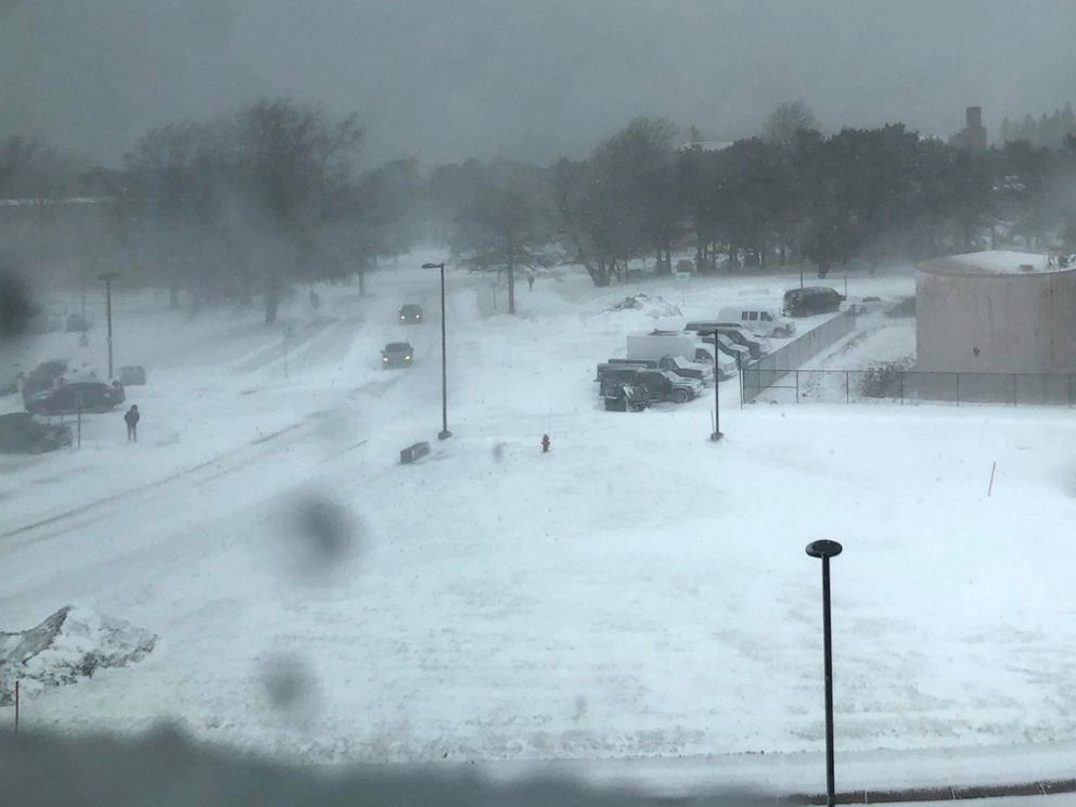 PHOTO: Snow falling in Oswego, New York, Feb. 27, 2020.