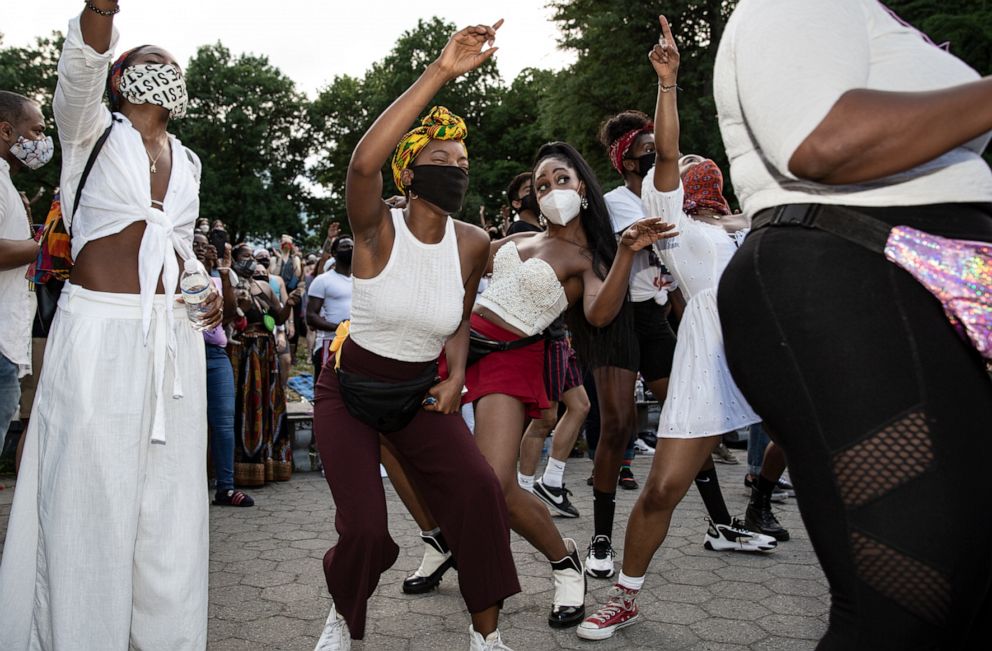 PHOTO: Dancers gather at St. Nicholas park in Harlem for the Juneteenth Jubilee.