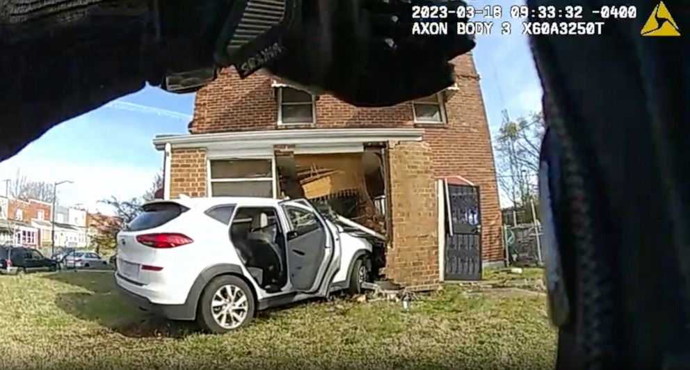 Police Body Camera Video Shows Fatal Shooting Of DC Teen - ABC News