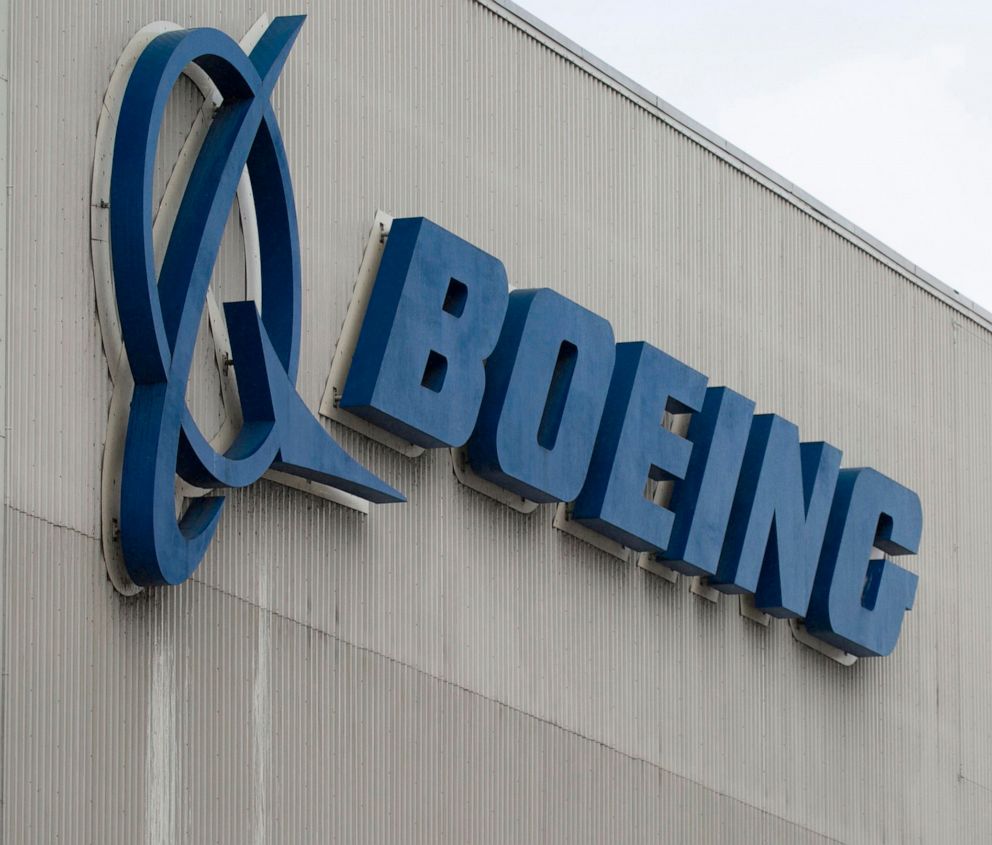 Boeing pilots messaged about 737 Max issues years before 2 crashes ...