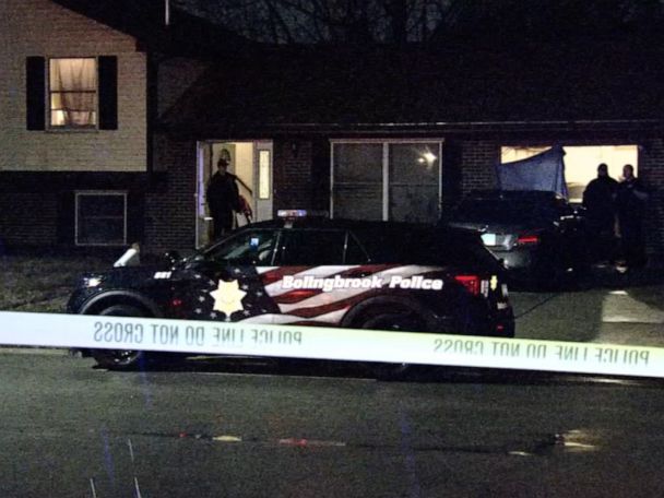 3 dead in home invasion: Police