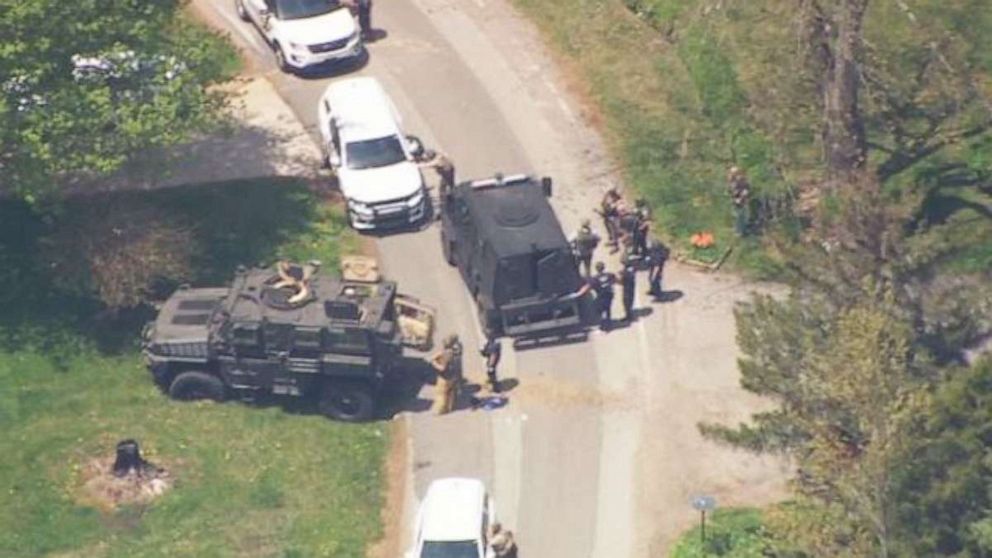 4 killed, including 2 deputies, during 13-hour standoff - KABC-TV