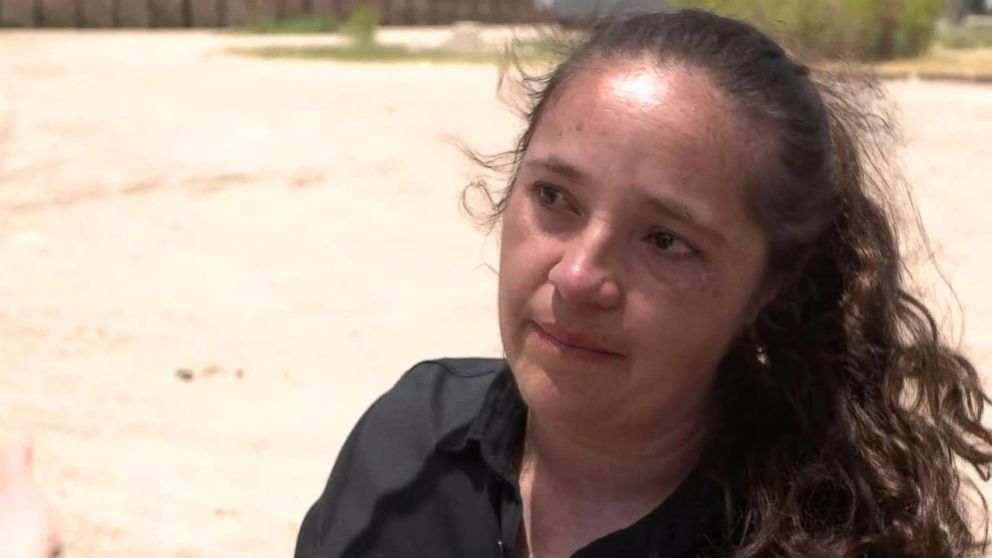 PHOTO: An undocumented immigrant named Jocelyn spoke to ABC News about how the U.S. government moved her 14-year-old son to Chicago, May 30, 2018.