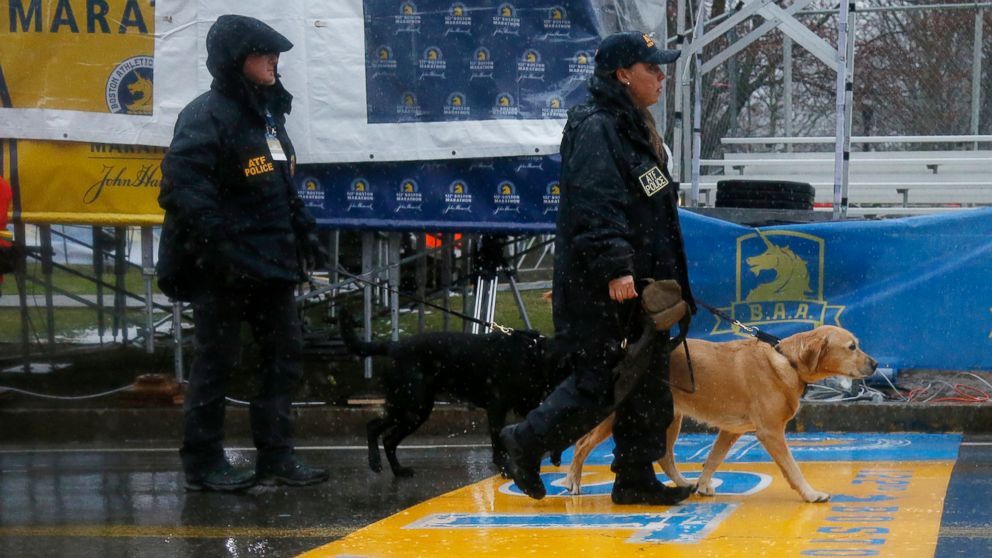 Boston Marathon runners brave brutal cold, wind and rain ABC News