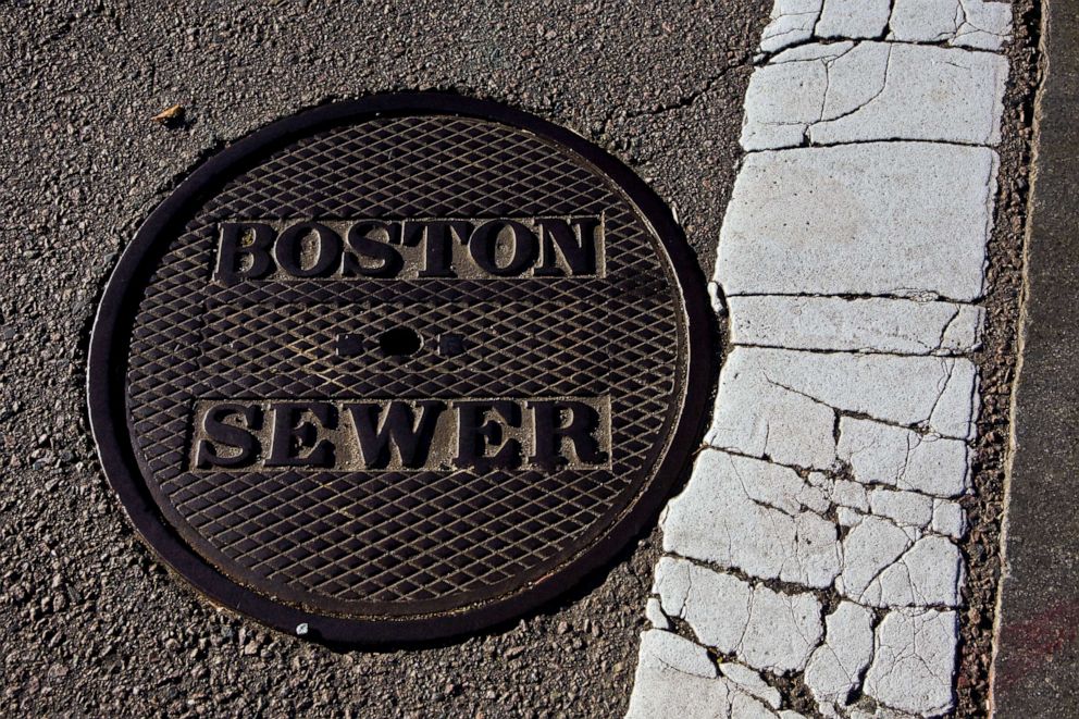 PHOTO: A steel manhole cover on Nov. 4, 2012 in Boston, Mass.