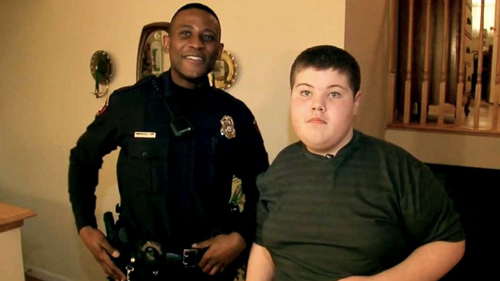New Jersey police officer rescues teddy bear after 12-year-old with autism  calls 911 - ABC News