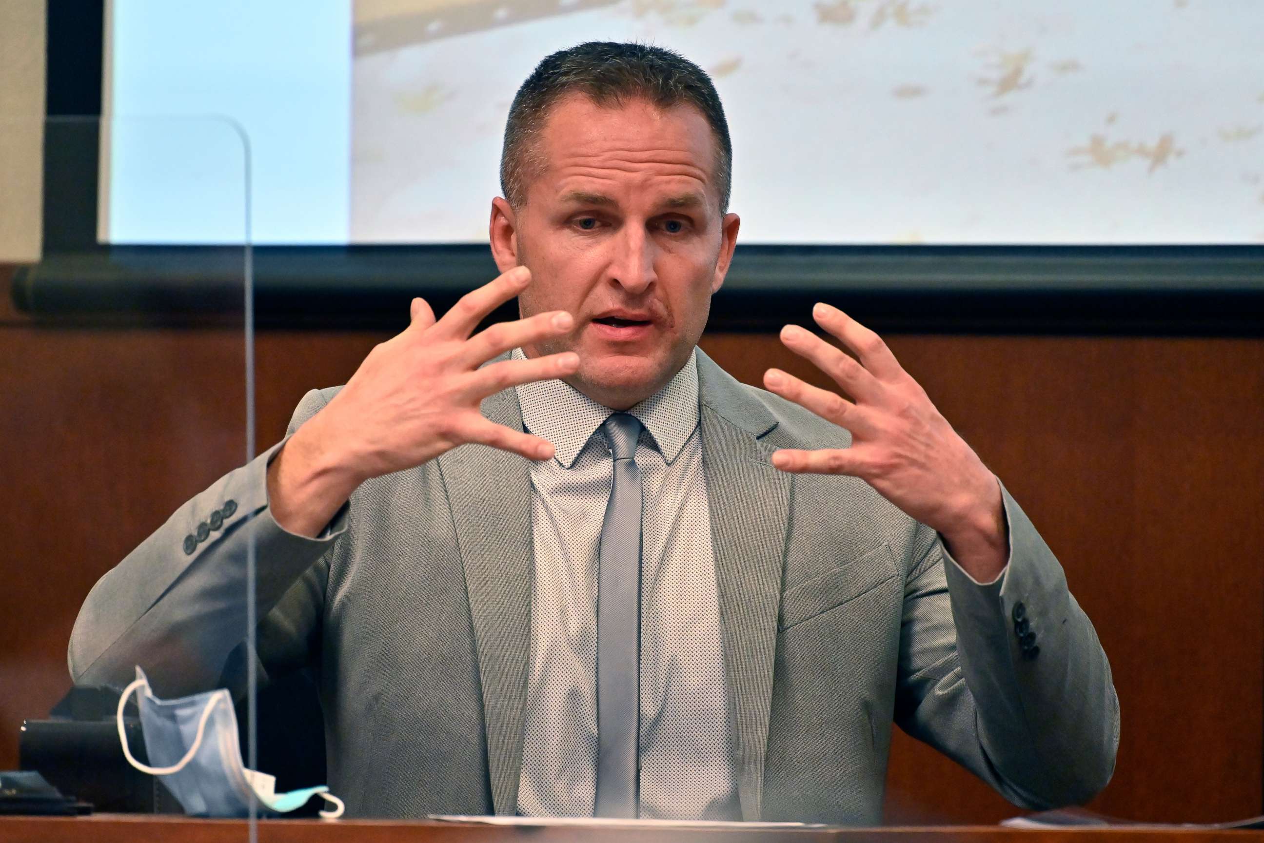 PHOTO: Former Louisville Police Officer Brett Hankison discusses the muzzle flashes that he saw coming from the apartment as he is questioned by the prosecution in Louisville, Ky., Wednesday, March 2, 2022.