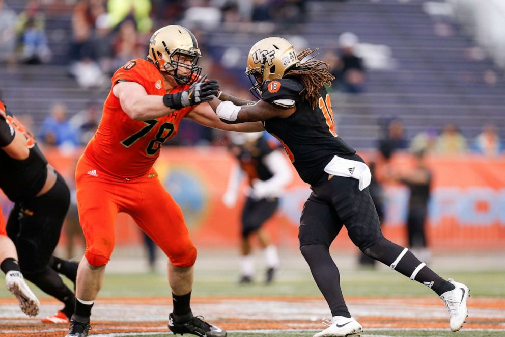 PHOTO: Linebacker Shaquem Griffin, right, is blocked by tackle Brett Toth during the 2018 Reese's Senior Bowl game at Ladd-Peebles Stadium, Jan. 27, 2018, in Mobile, Alabama.