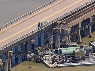 Barge hits a bridge in Texas, damaging the structure and causing an oil spill