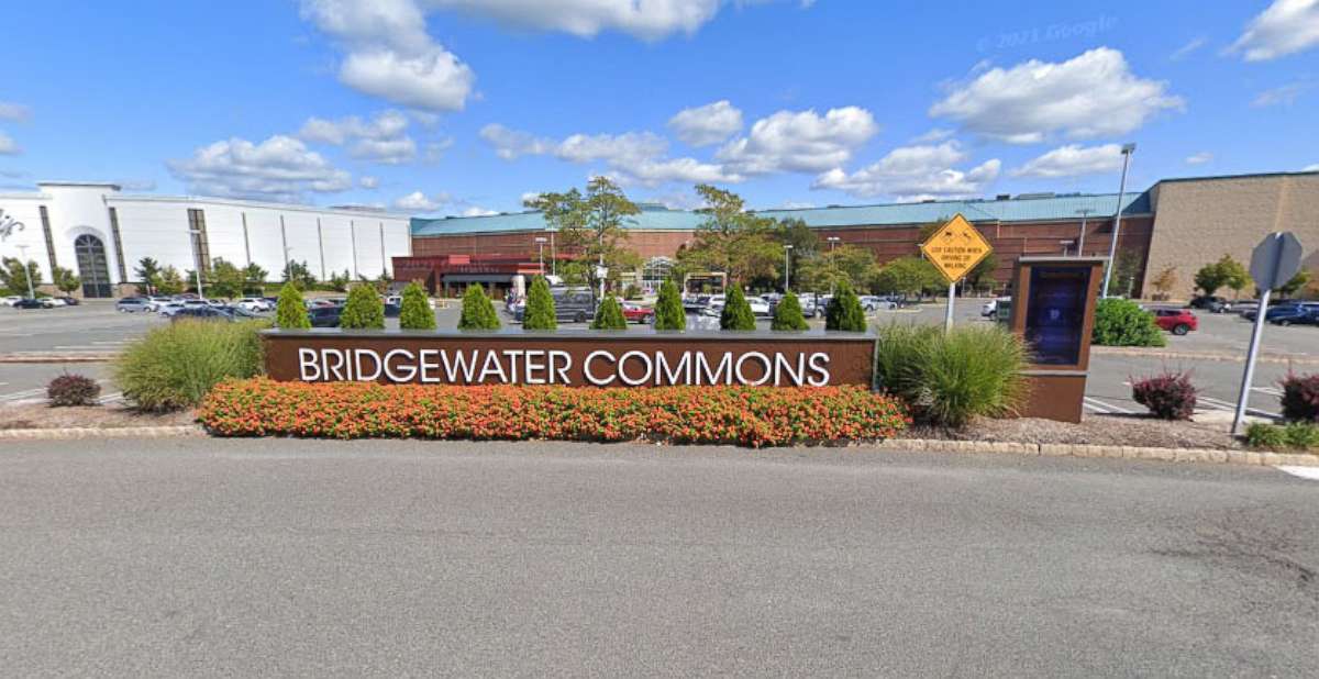 PHOTO: In this screen grab taken from Google Maps Street View, the Bridgewater Commons mall in Bridgewater, N.J., is shown.