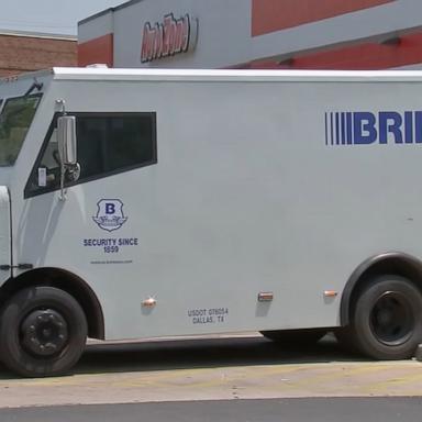 Hundreds of thousands of dollars stolen from Brinks armored truck in Pennsylvania