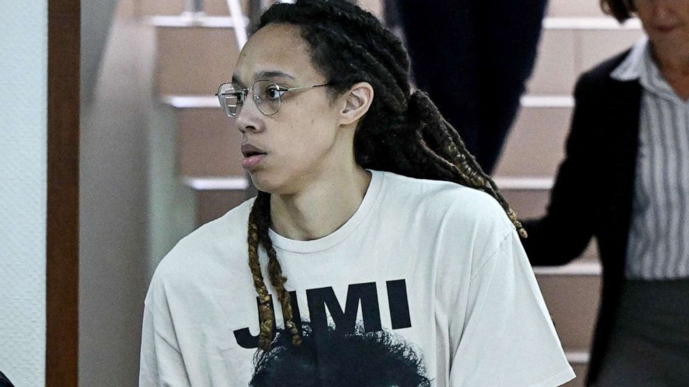 VIDEO: Brittney Griner pens note to Biden asking for help out of Russian prison